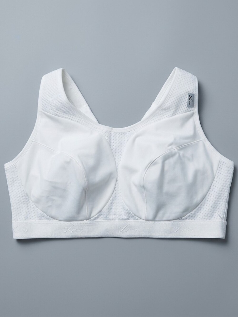 CW-X Women's Ventilator Support Running Bra (White) - White  Size 40 D